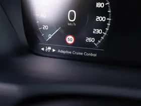 Volvo XC90 thumbnail 36