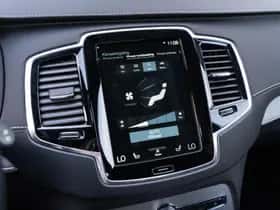 Volvo XC90 (2021) thumbnail 41