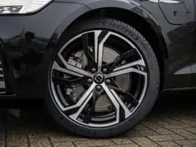 Volvo V60 thumbnail 35