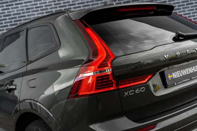 Volvo XC60 (2020) thumbnail 6