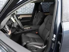 Volvo XC90 thumbnail 18