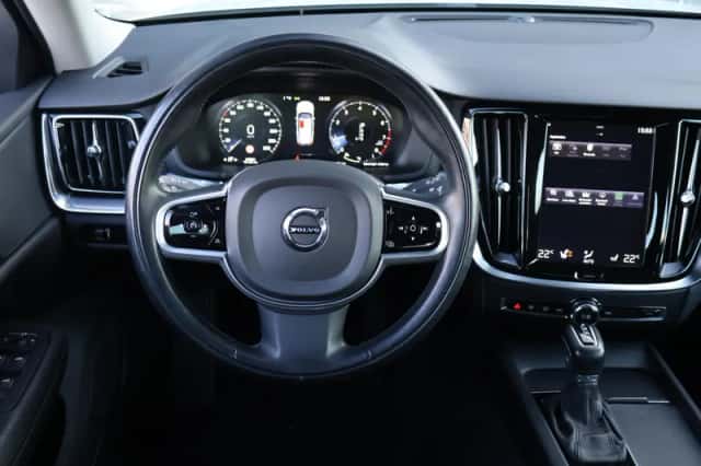 Volvo V60 (2020) thumbnail 6