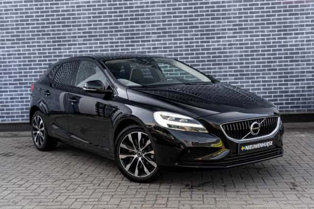 Volvo V40 (2018) thumbnail 3
