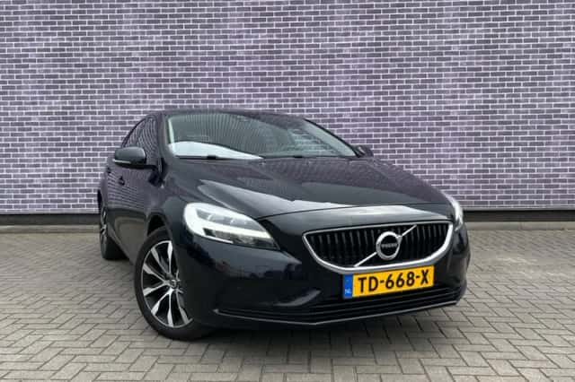 Volvo V40 (2018) thumbnail 4