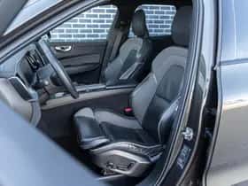 Volvo XC60 thumbnail 18