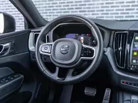Volvo XC60 thumbnail 25