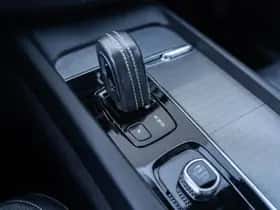 Volvo XC60 thumbnail 32