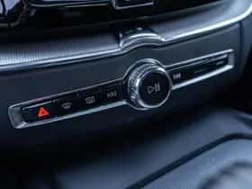 Volvo XC60 thumbnail 34
