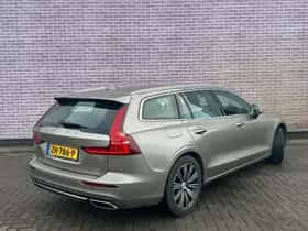Volvo V60 thumbnail 2