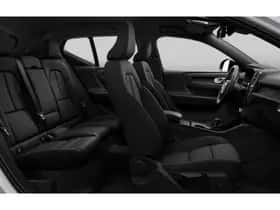 Volvo EX40 thumbnail 3