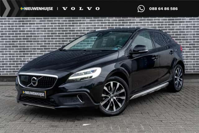 Volvo V40 (2019) thumbnail 1