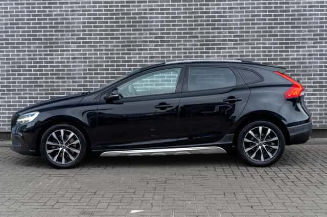 Volvo V40 (2019) thumbnail 6