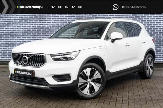 Volvo XC40 (2022) thumbnail 1