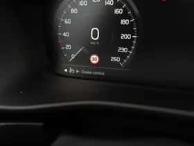 Volvo XC40 thumbnail 31