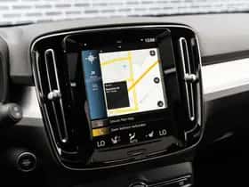 Volvo XC40 thumbnail 35