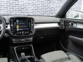 Volvo XC40 thumbnail 40