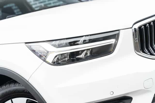 Volvo XC40 (2022) thumbnail 6