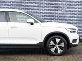Volvo XC40 thumbnail 9