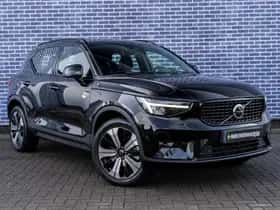 Volvo XC40 thumbnail 3