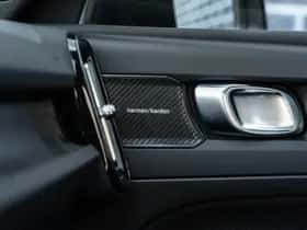 Volvo XC40 thumbnail 23