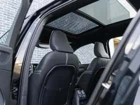 Volvo XC40 thumbnail 25