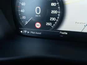 Volvo XC40 thumbnail 33