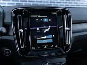 Volvo XC40 thumbnail 40