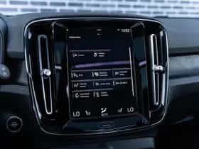 Volvo XC40 thumbnail 43
