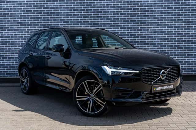 Volvo XC60 (2021) thumbnail 3