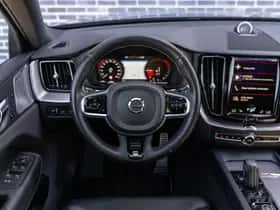 Volvo XC60 thumbnail 34