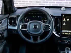 Volvo XC90 thumbnail 3