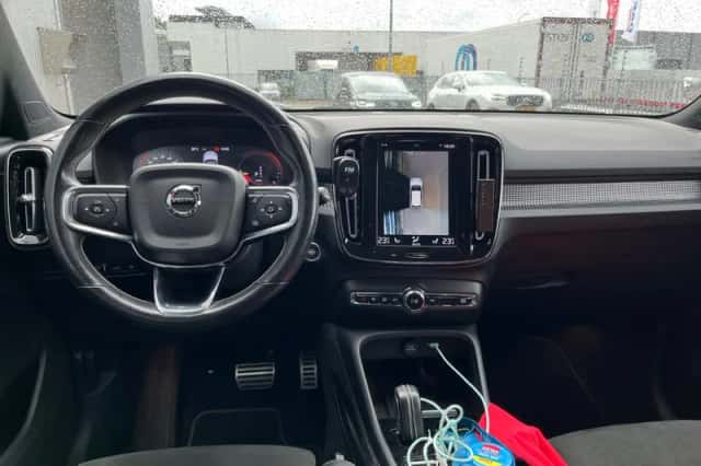 Volvo XC40 (2021) thumbnail 5