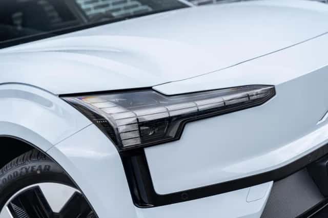 Volvo EX30 (2026) thumbnail 5