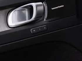 Volvo XC40 thumbnail 21