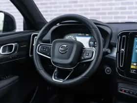 Volvo XC40 thumbnail 25