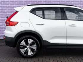 Volvo XC40 thumbnail 8