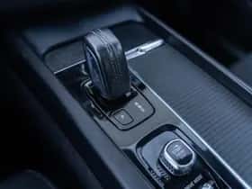 Volvo XC60 thumbnail 24