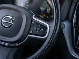 Volvo XC60 thumbnail 30