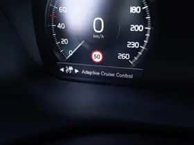 Volvo XC60 thumbnail 35