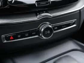 Volvo XC60 thumbnail 38