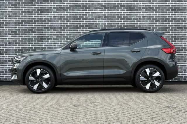 Volvo EX40 (2026) thumbnail 3