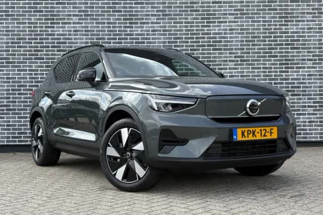 Volvo EX40 (2026) thumbnail 4