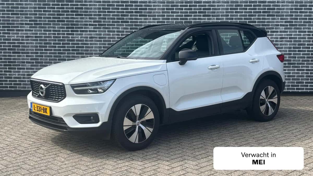 Volvo XC40 — foto 1