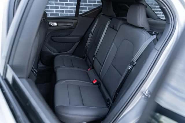Volvo EX40 (2025) thumbnail 5