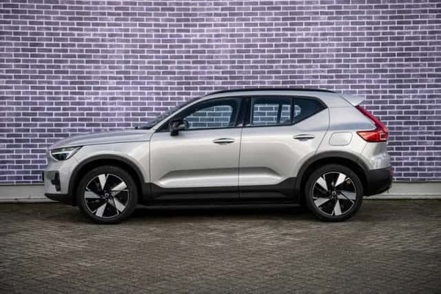 Volvo EX40 (2025) thumbnail 6