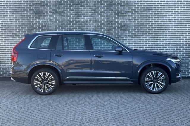 Volvo XC90 (2022) thumbnail 6