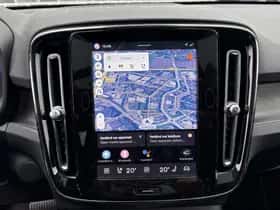 Volvo EX40 thumbnail 12