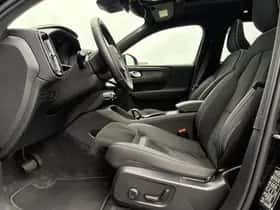 Volvo EX40 thumbnail 7