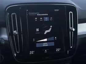 Volvo XC40 thumbnail 21