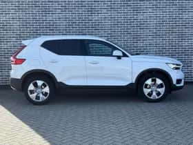 Volvo XC40 thumbnail 6